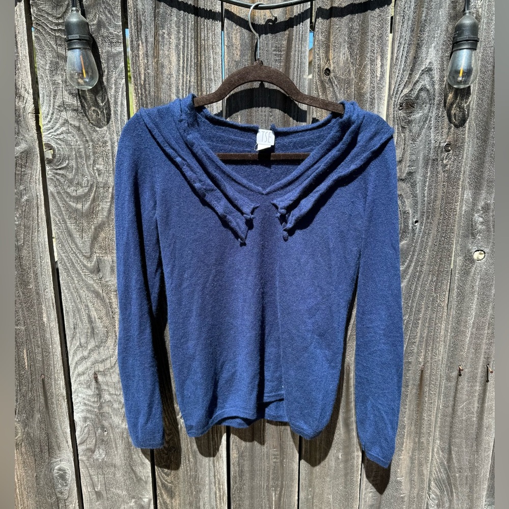 TSE Sapphire Blue Cashmere V Neck Sweater with Ruffles along Neckline. Sz Medium